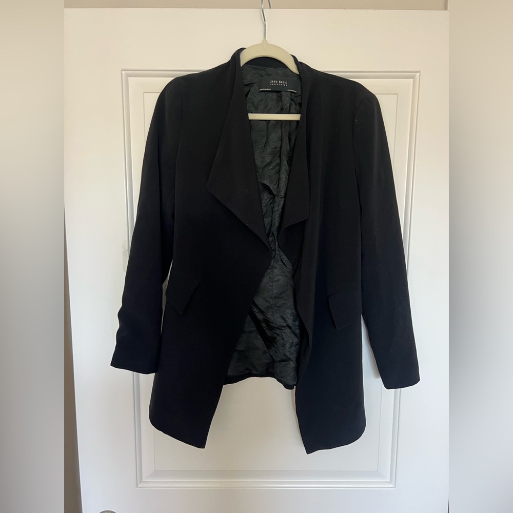 Zara Black Women's Blazer size M stretchy
